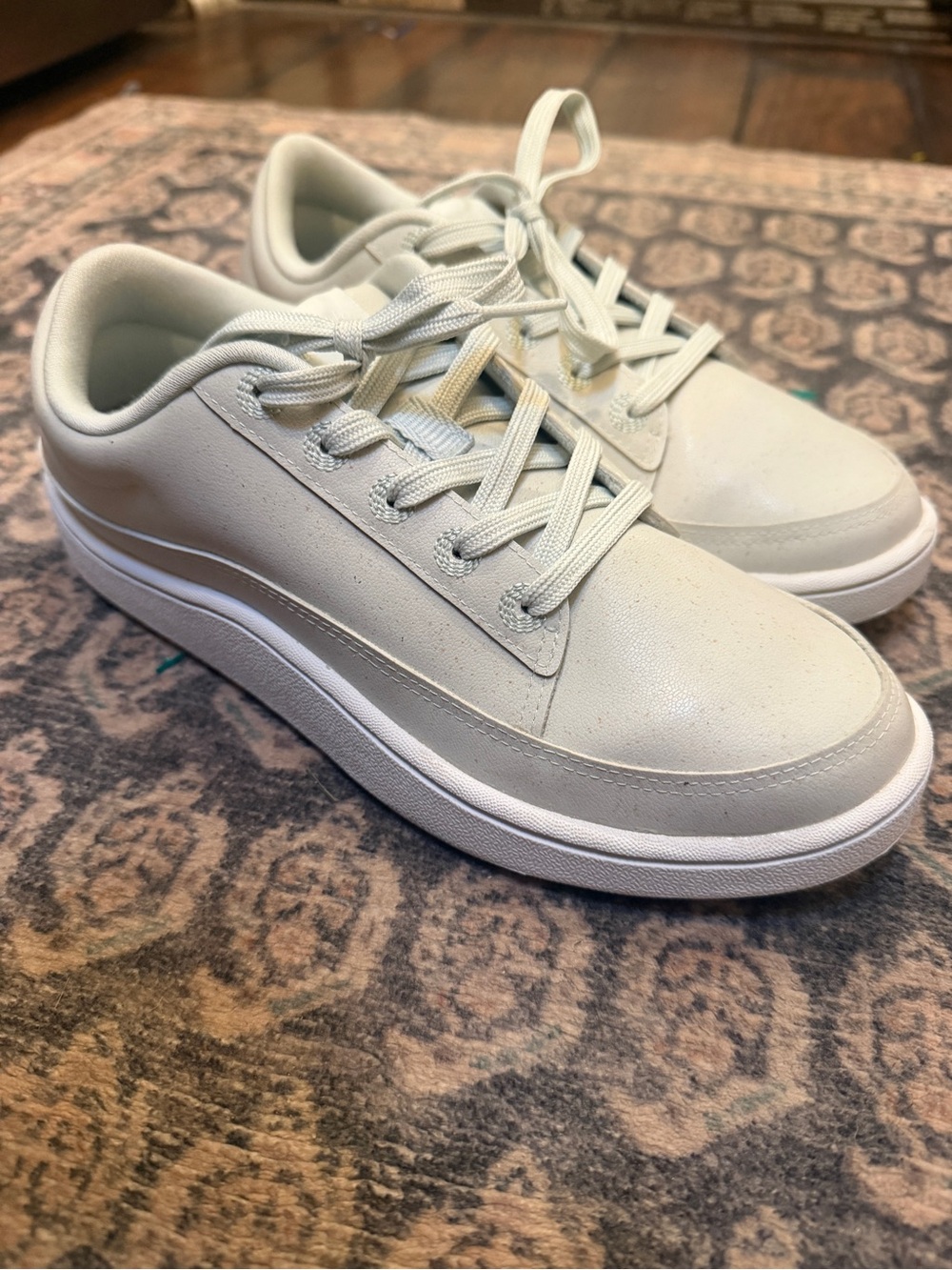 Allbirds woman’s size 7
